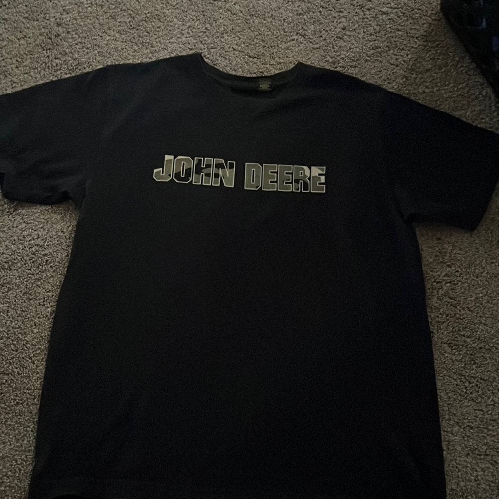 John deer t-shirt